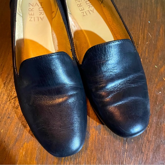 Naturalized Black leather loafers size 7M - Picture 2 of 7